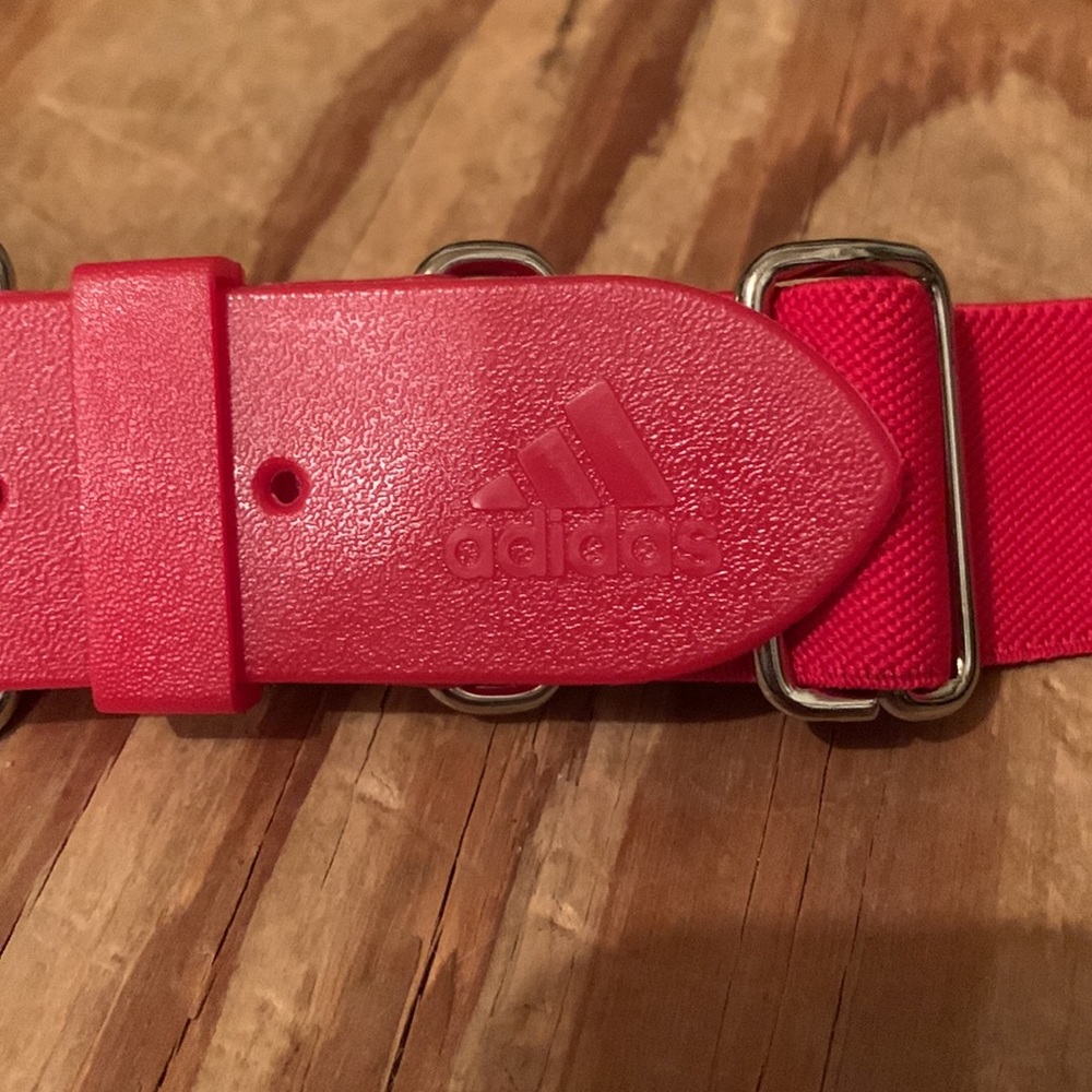 Adidas Stretch Belt Red Small Adjustable - Picture 2 of 5